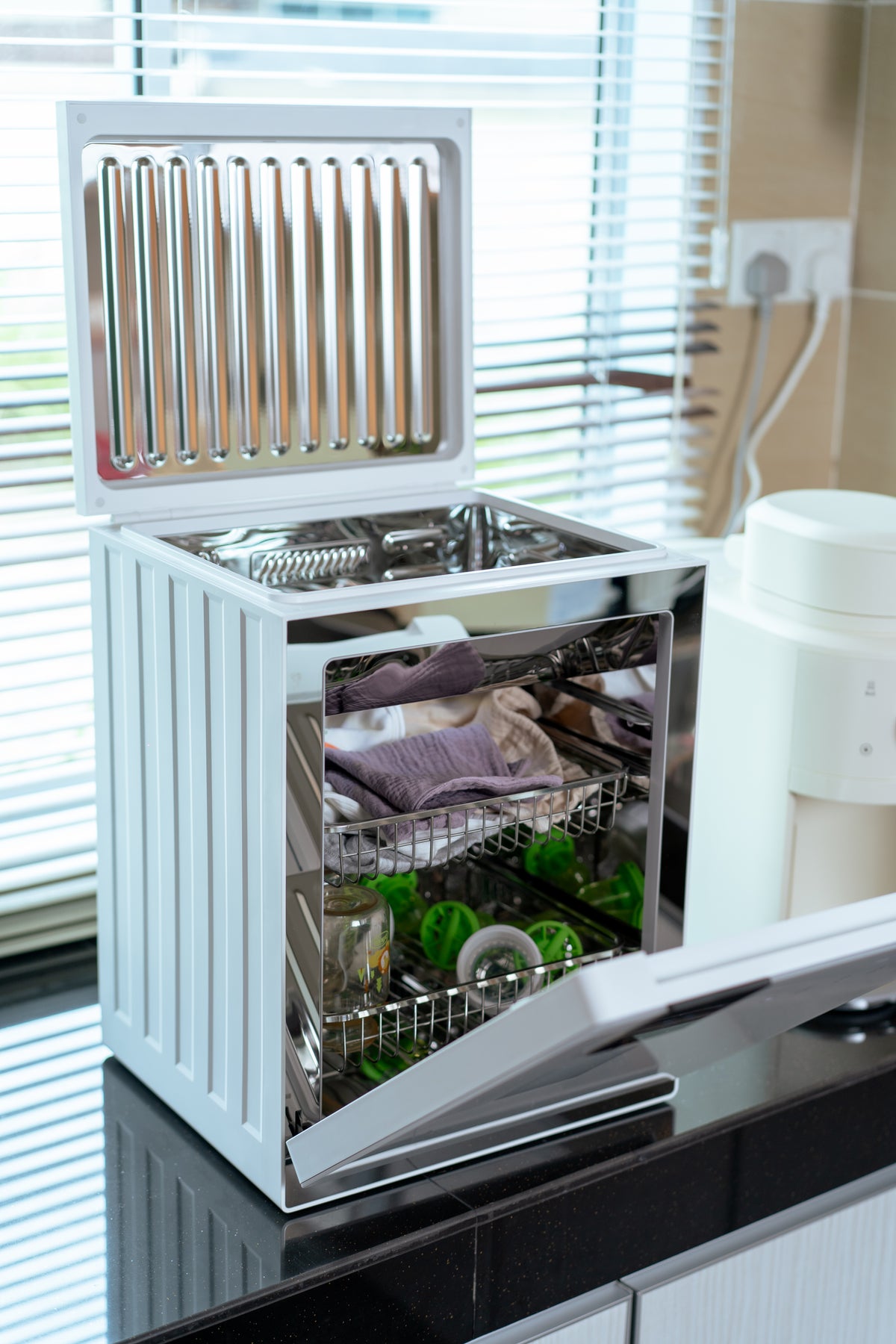 Star Diamond Dual-Chamber  UV Sterilizer Dryer